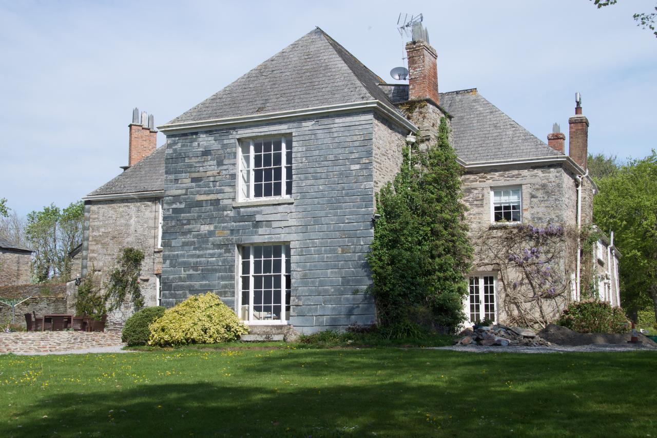 לינה וארוחת בוקר וויידברידג' Trewornan Manor מראה חיצוני תמונה